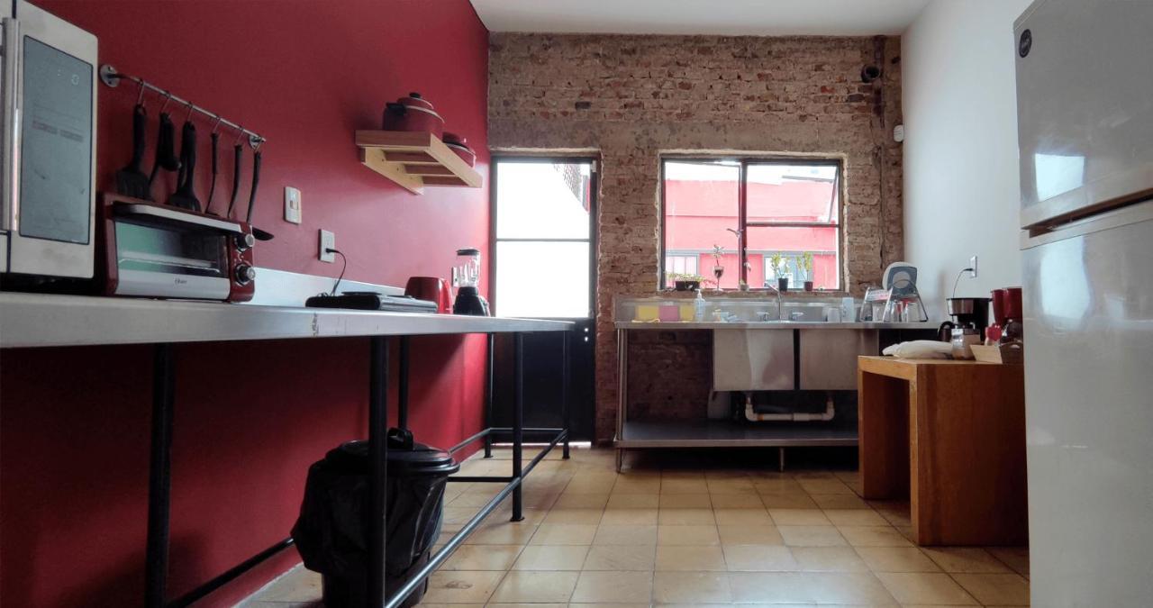 Habitaciones Privadas Con Bano Propio En Una Zona Segura Y Centrica De Guadalajara. Exterior foto