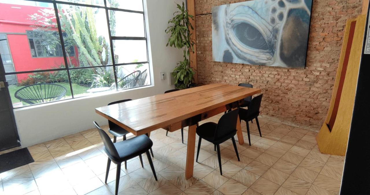 Habitaciones Privadas Con Bano Propio En Una Zona Segura Y Centrica De Guadalajara. Exterior foto