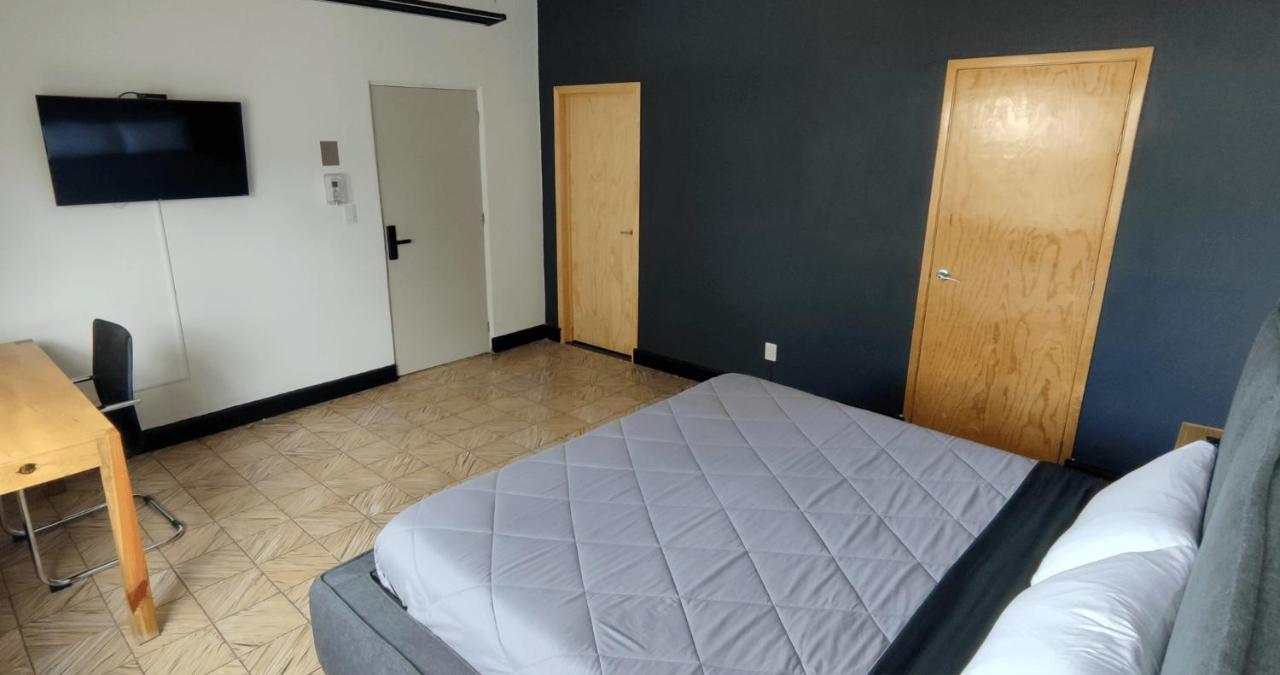Habitaciones Privadas Con Bano Propio En Una Zona Segura Y Centrica De Guadalajara. Exterior foto