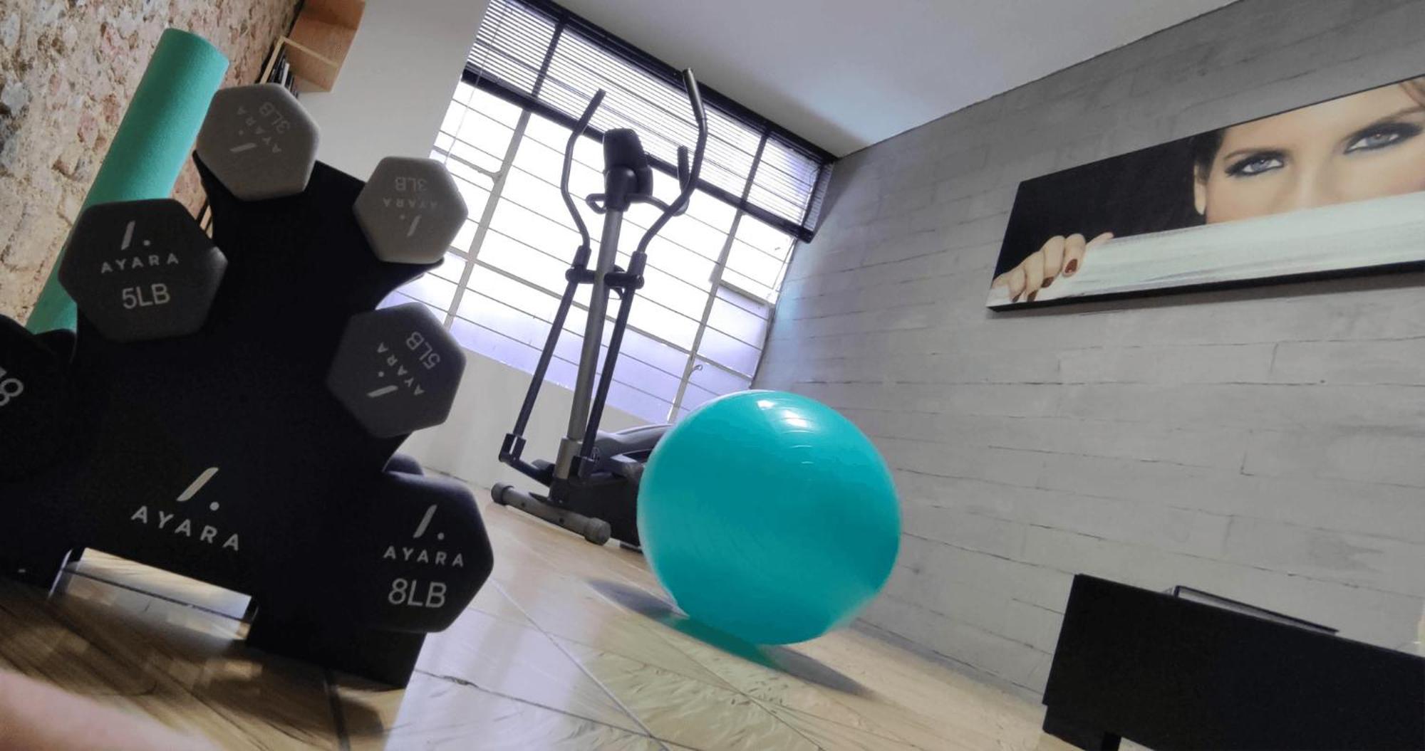 Habitaciones Privadas Con Bano Propio En Una Zona Segura Y Centrica De Guadalajara. Exterior foto