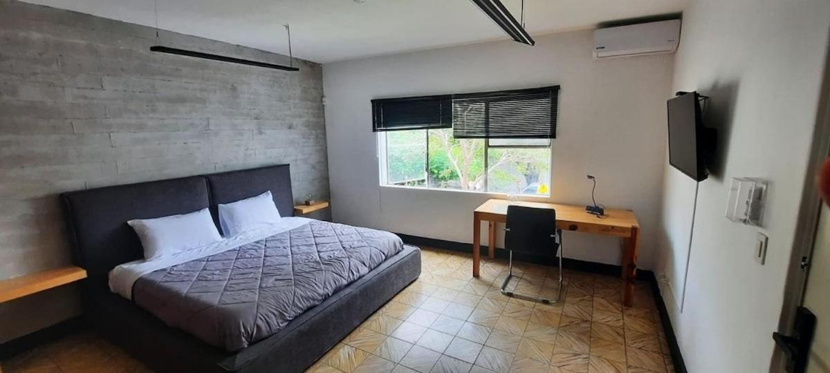 Habitaciones Privadas Con Bano Propio En Una Zona Segura Y Centrica De Guadalajara. Exterior foto